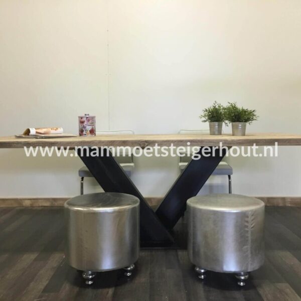 Industriële Tafel V-poot